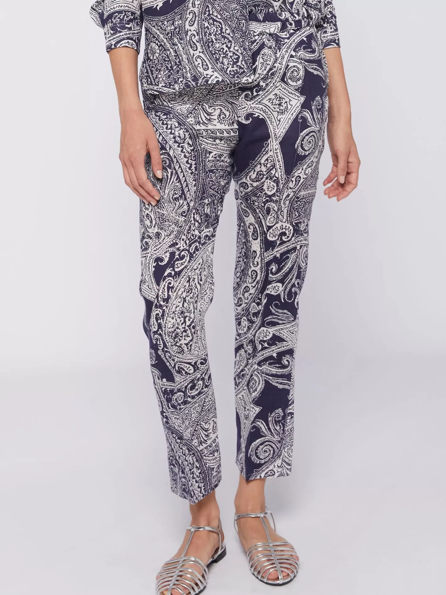 Pantalones | Vilagallo Pantalon Lino Estampado Paisley Navy